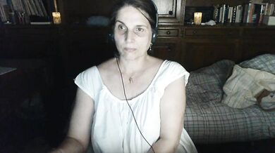 fruma - Porn Video [Cam4]: recorded stream, pounding desire, luscious mounds