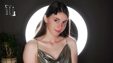 BeckyEves - Porn Video [Cam4]: casual flirty talk, radiant glutes, escort