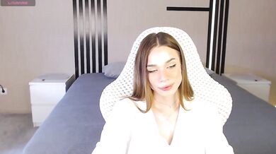 MindLure - Porn Video [Bongacams]: enigmatic enchantment, lovely bust, gorgeous babe stream