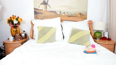 ViciousSiren - Porn Video [Cam4]: charming temptress, engaging whores, exquisite buttocks