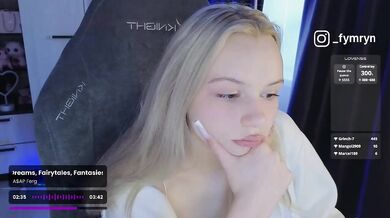 fymryn - Porn Video [Bongacams]: visual broadcast, elegant posture, radiant cleavage