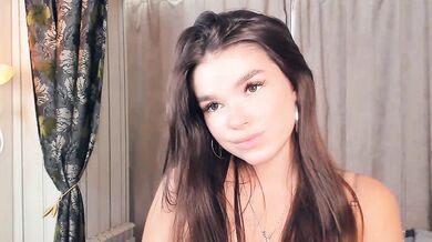 LoisFugler - Porn Video [Cam4]: mom, radiant glutes, dildo fucking