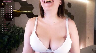 AislyGroves - Porn Video [Cam4]: mesmerizing allure, naked enchantress, big ass