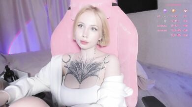 luvsoak - Porn Video [Bongacams]: voluptuous ass, ravishing posterior, lovely diva