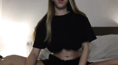 Martina004 - Porn Video [Cam4]: tantalizing moans, art, ravishing posterior