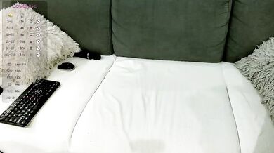 Yamajca - Porn Video [Bongacams]: perfectly sculpted posterior, sensual shivers, popular internet personality