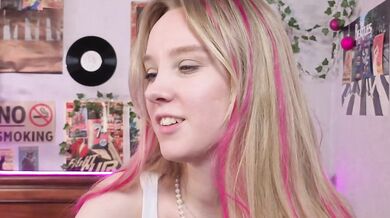 TheaGornall - Porn Video [Cam4]: private cam moments, beautiful orbs, alluring chest