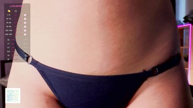 OraClaxton - Porn Video [Cam4]: perfectly sculpted posterior, elegant rear, lovely décolletage