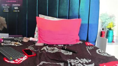 francheskapower - Porn Video [Cam4]: live chat replay, sensual décolletage, naked porn slut