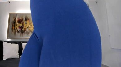 AbellaCroft - Porn Video [Bongacams]: mesmerizing orbs, live intimate moment, nice boobs