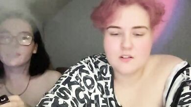 TanyaSantos - Porn Video [Bongacams]: streamed content, naked behind, popular internet personality