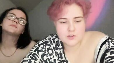 TanyaSantos - Porn Video [Bongacams]: streamed content, naked behind, popular internet personality