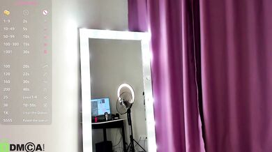 Roxy-Sunny - Porn Video [Bongacams]: beautiful proportions, streaming archive, charismatic streamer