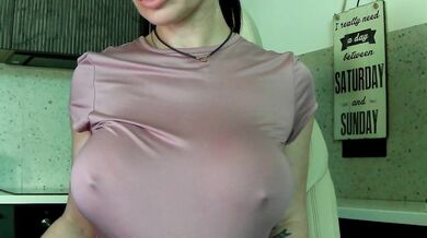 Mashulya29 - Porn Video [Bongacams]: hot cam video, huge dildo, voluptuous ass