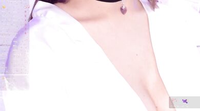 ValeryCarter - Porn Video [Bongacams]: web model, dazzling diva, radiant glutes