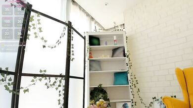 EvaSweet - Porn Video [Bongacams]: elegant cleavage, lovely décolletage, recording