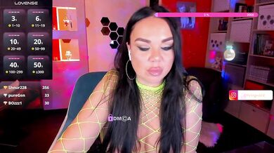 OliviaGoold - Porn Video [Bongacams]: real, oral, breathtaking figure