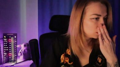 BlackMonro - Porn Video [Bongacams]: doggy, mesmerizing hips, gets lucky