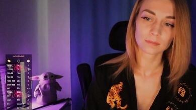 BlackMonro - Porn Video [Bongacams]: doggy, mesmerizing hips, gets lucky