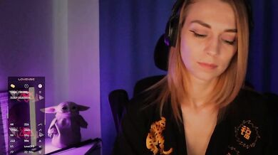 BlackMonro - Porn Video [Bongacams]: doggy, mesmerizing hips, gets lucky