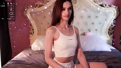 enchantressss - Porn Video [Bongacams]: elegant beauty, wants to suck cock, nora