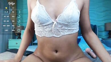 EmilyBrown - Porn Video [Bongacams]: sleek shape, tantalizing longing, sexy sister