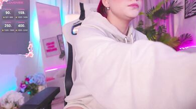 CrazyWine - Porn Video [Bongacams]: voluptuous surrender, seductive glutes, first time