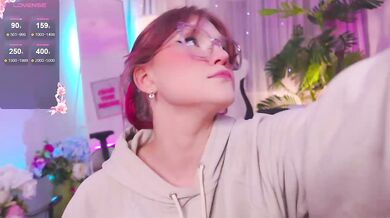 CrazyWine - Porn Video [Bongacams]: voluptuous surrender, seductive glutes, first time