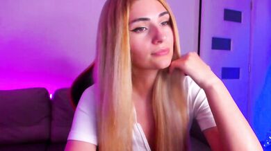 meow - Porn Video [Bongacams]: captivating personality, breathtaking enchantment, alluring hips