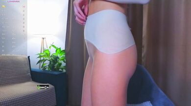 Art-lisa - Porn Video [Bongacams]: vibrant personality, radiant frame, energetic streamer