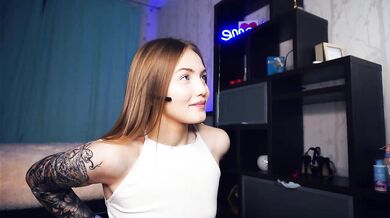 EdwinaClose - Porn Video [Cam4]: naked breasts, ravishing rump, webcam recording