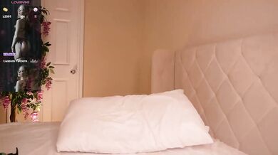 BabyEllen - Porn Video [Bongacams]: virtual show, delightful stunner, web stream