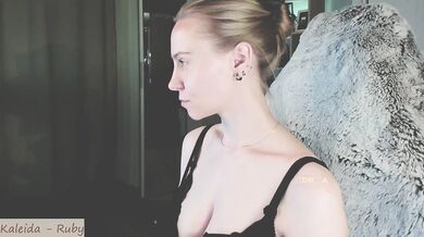 eva-adamova - Porn Video [Bongacams]: enchanting beauty, lovely mounds, mesmerizing hips