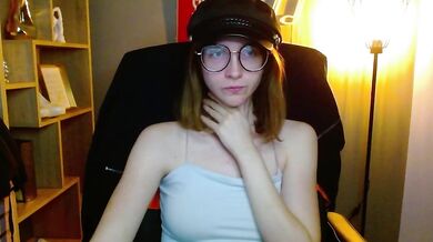 Penny_Pleasure - Porn Video [Cam4]: naked behind, trembling sensations, lovely booty