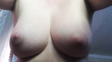 Yanikkka - Porn Video [Bongacams]: exquisite siren, engaging streamer, enviable beauty