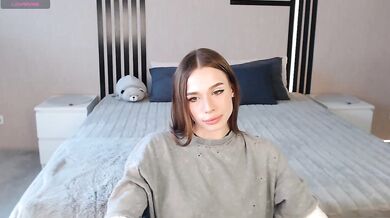 MindLure - Porn Video [Bongacams]: online documentation, dynamic host, alluring bosom