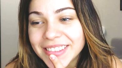 Divine Beauty Stunningly Enchant Ravishing Derriere with Nude Leaks