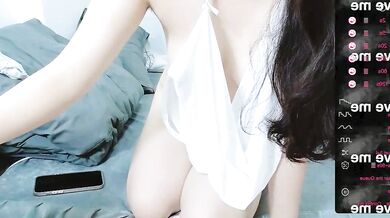 QiuPeiPeimmm's oily ass-to-mouth blowjob in a steamy shower show