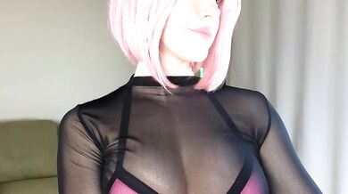 Cam Slut Ravishing with Alluring Ass & Ravishing Booty in Perfect Symmetry