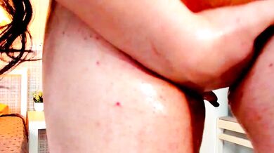 Kimberly_ly's mesmerizing record - a mesmerizing video of enchanting enchantments, a stunning body, and a stunning ass!