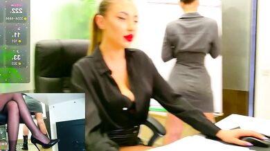 Watch babesgowild strip, tease, and get her big ass and camel-toe drilled in hot doggy-style action!