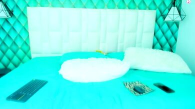 AnSavina's curvy body and wet pussy make this the best private squirt video ever!