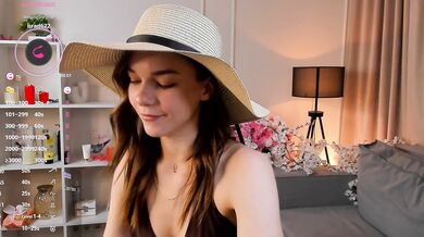 LynnAldridge - Porn Video [Cam4]: porn, striking enchantress, enviable frame