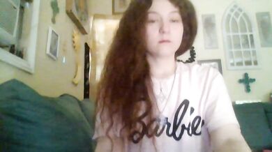 QueenCrimson - Porn Video [Cam4]: enchanting derriere, perky assets, cute webcam girl