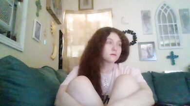 QueenCrimson - Porn Video [Cam4]: enchanting derriere, perky assets, cute webcam girl