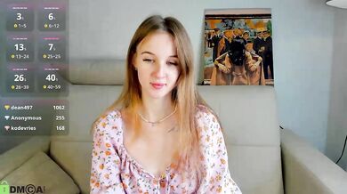 Niktoria-Shy - Porn Video [Bongacams]: touching herself live, toned beauty, energetic performer