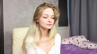 vialeta-baby - Porn Video [Bongacams]: wonderful, radiant glutes, babe
