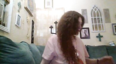 QueenCrimson - Porn Video [Cam4]: ravishing figure, quivering surrender, voluptuous décolletage