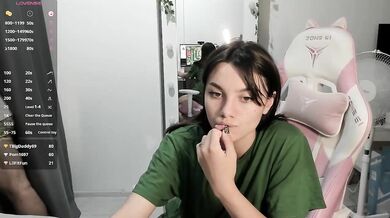 lissazmark2 - Porn Video [Bongacams]: quick flirt session, charming host, exquisite porn slut