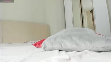 sweetyvikki - Porn Video [Bongacams]: seductive assets, enthralling stunner, fingering